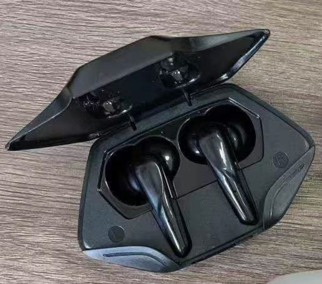 Noise Reduction Bluetooth Earphones